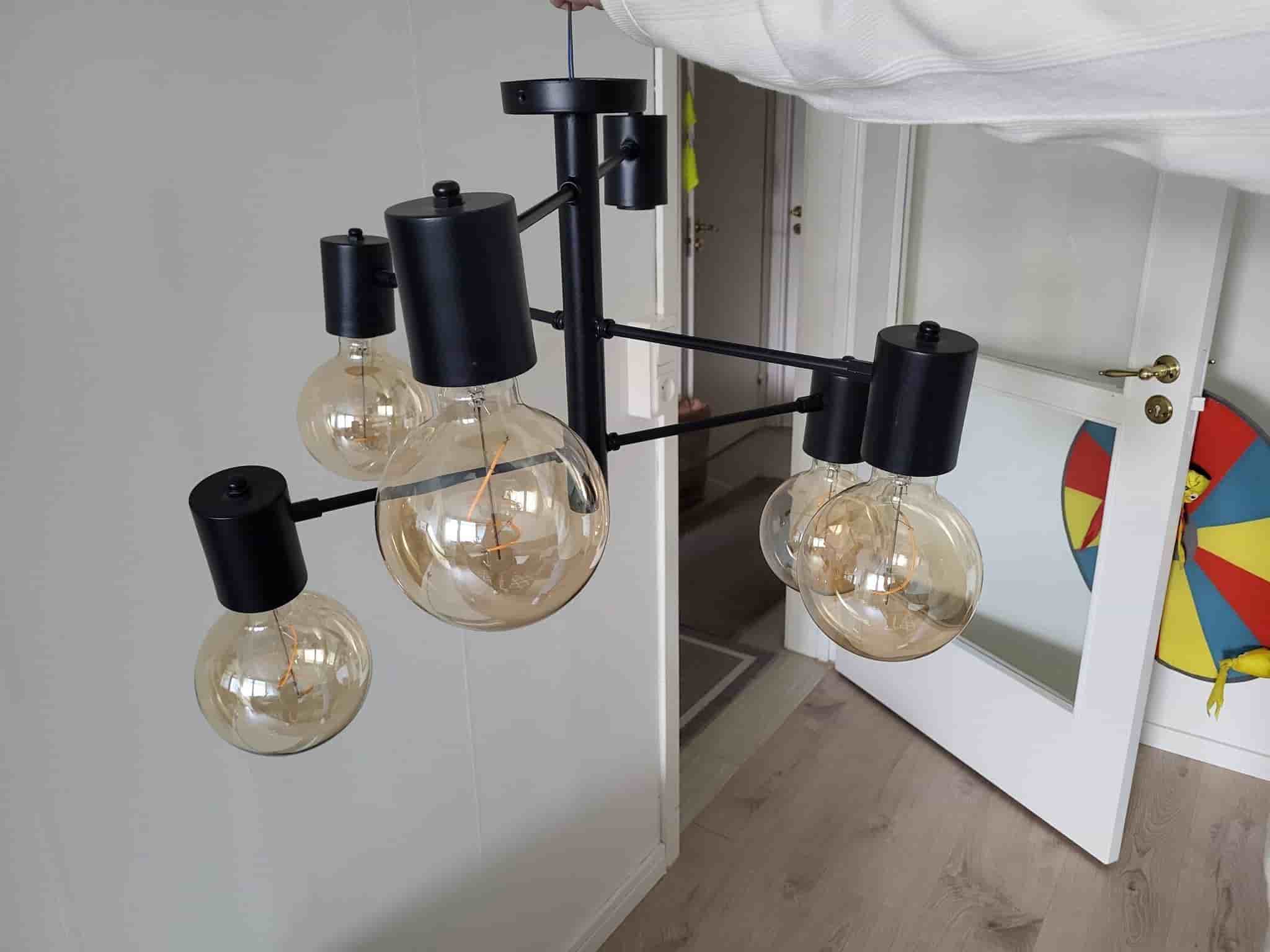 Markslöjd Svart taklampa