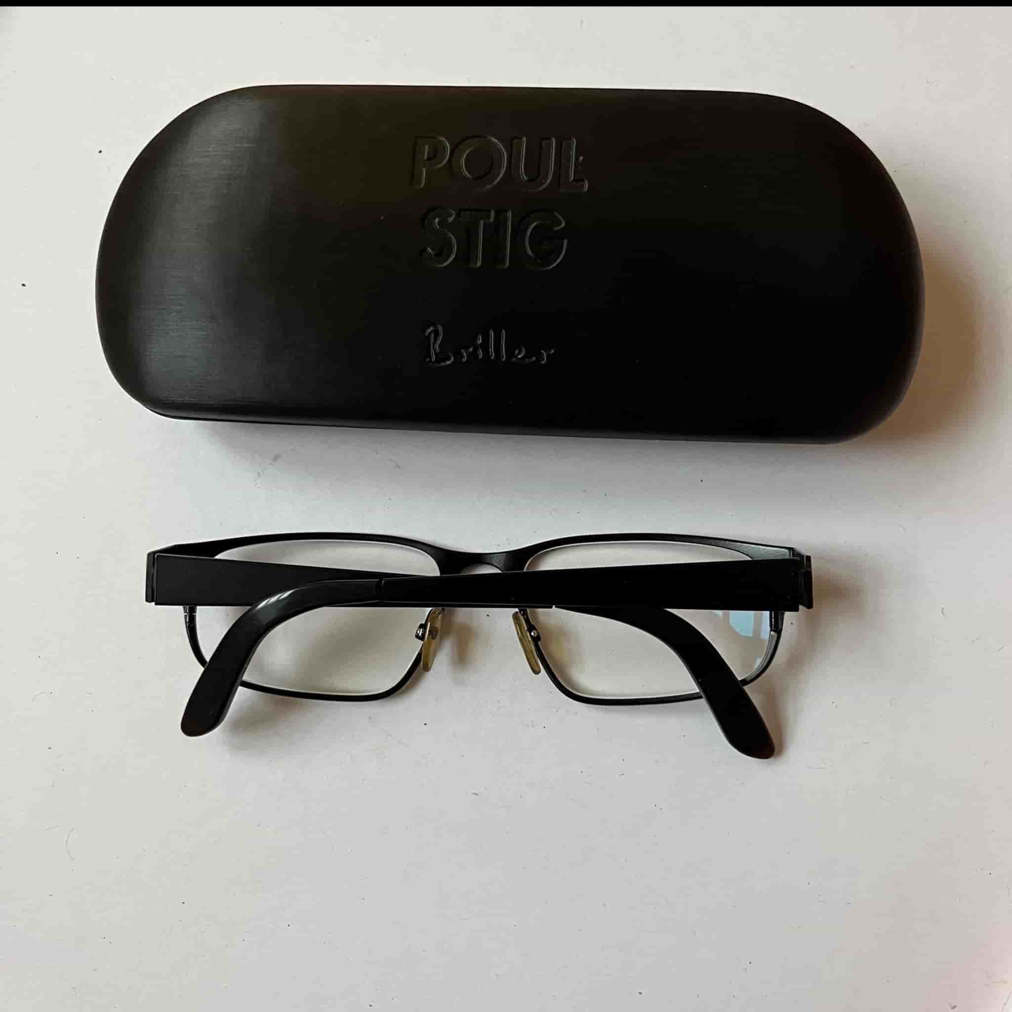 Poul Stig Design Copenhagen Glasögon med Etui
