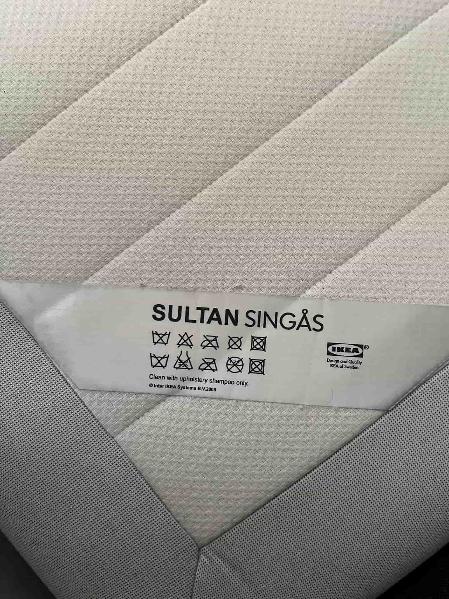 IKEA SULTAN SINGÅS sängstomme med huvudgavel