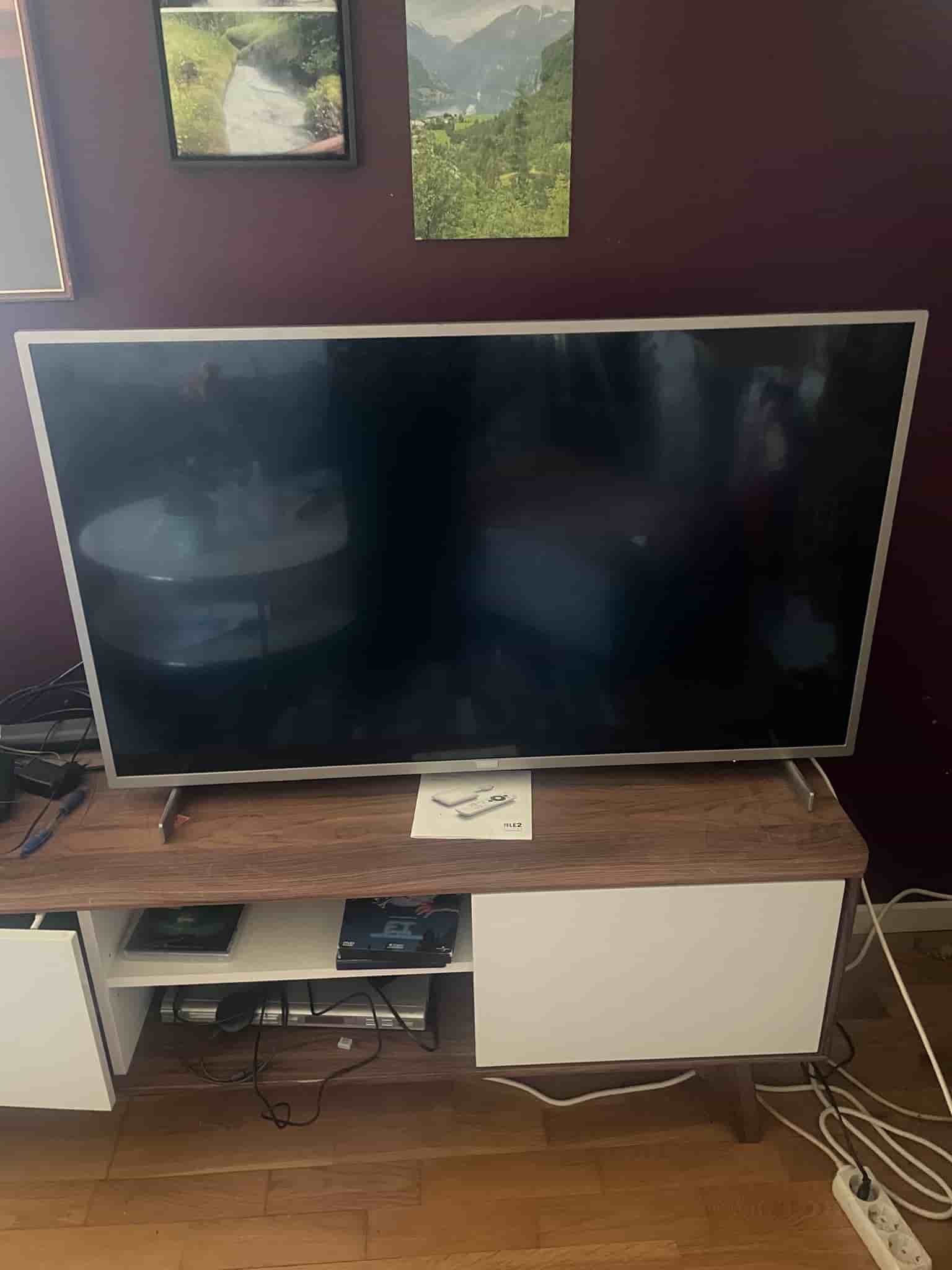 Philips 43 tums TV med Tele2 TV Hub Mini