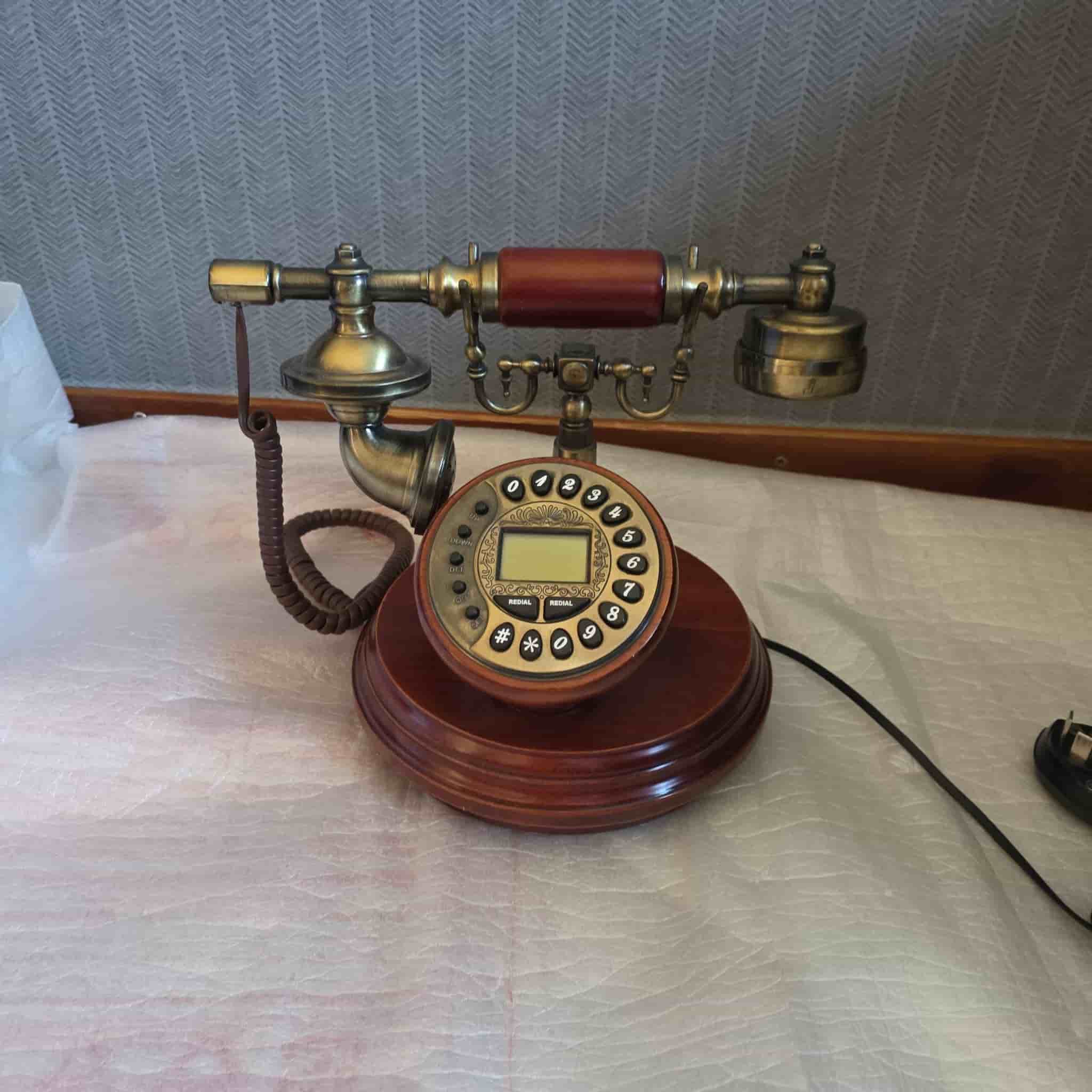 Fast Sladd Telefon Gammal Telefon i Trä och Mässing
