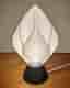 Bordslampa "Flower" i unik design, vit