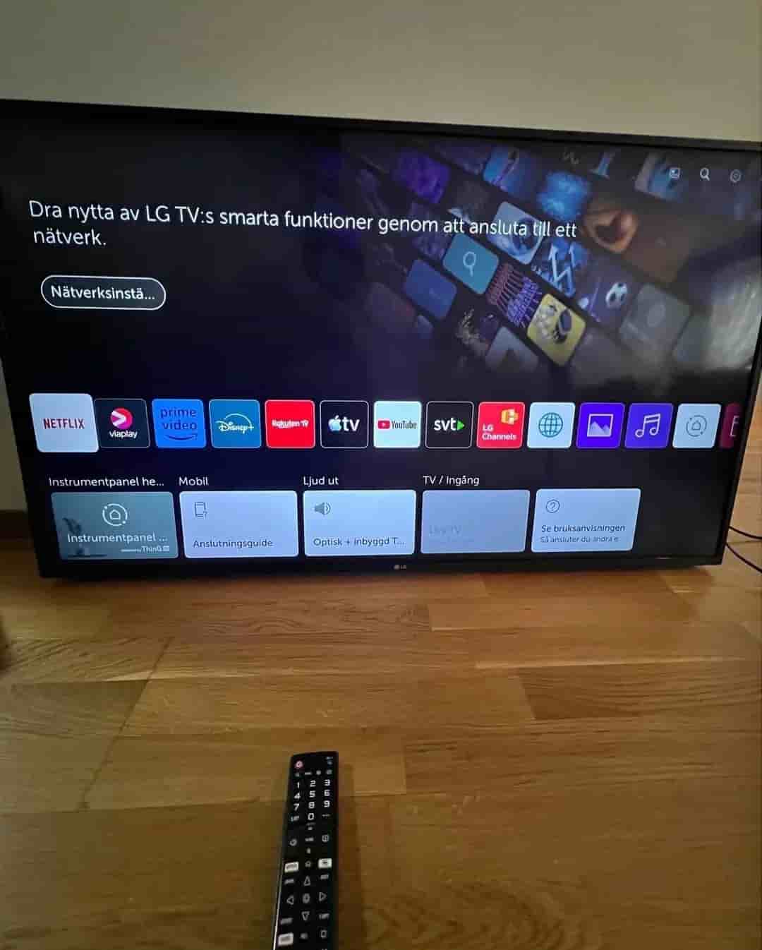 LG Smart TV 43 tum 4K med fjärrkontroll