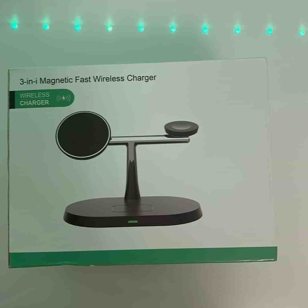 3-i-1 Magnetisk Trådlös Laddare