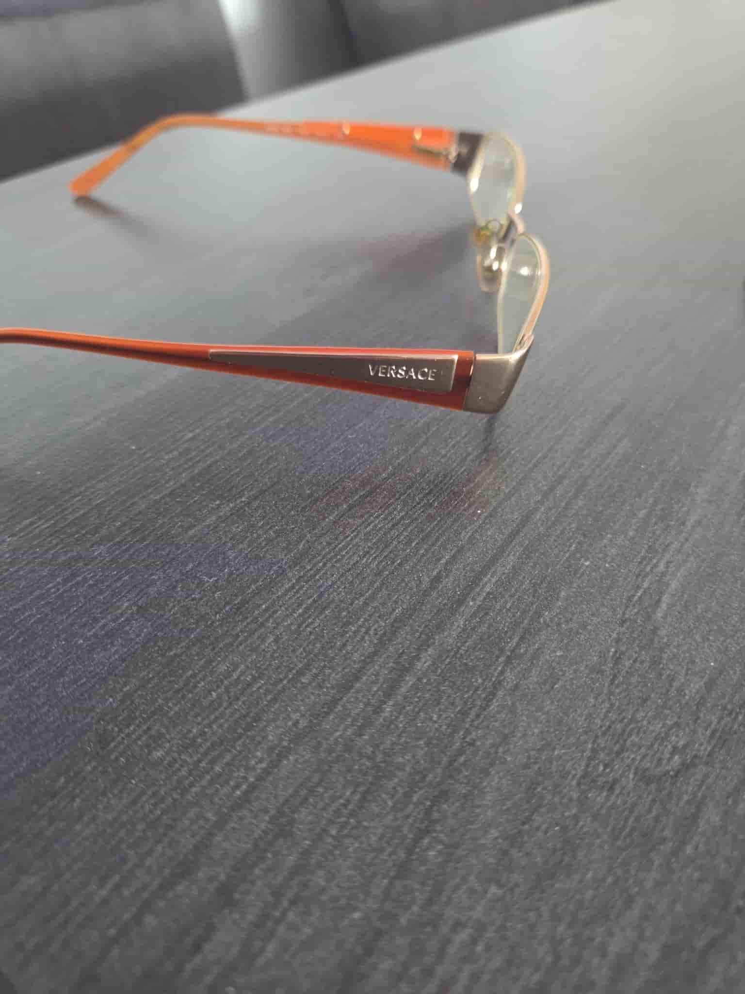 Versace glasögon MOD 1084 1052 52017 135