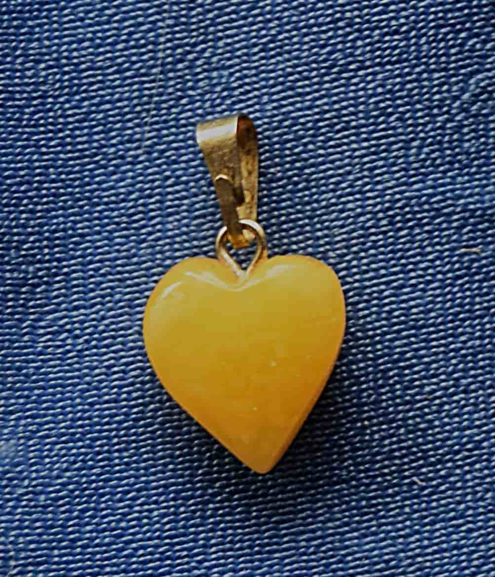 HJÄRTA I BÄRNSTEN som smyckeshänge RAV GENUINE BALTIC AMBER HEART N 3