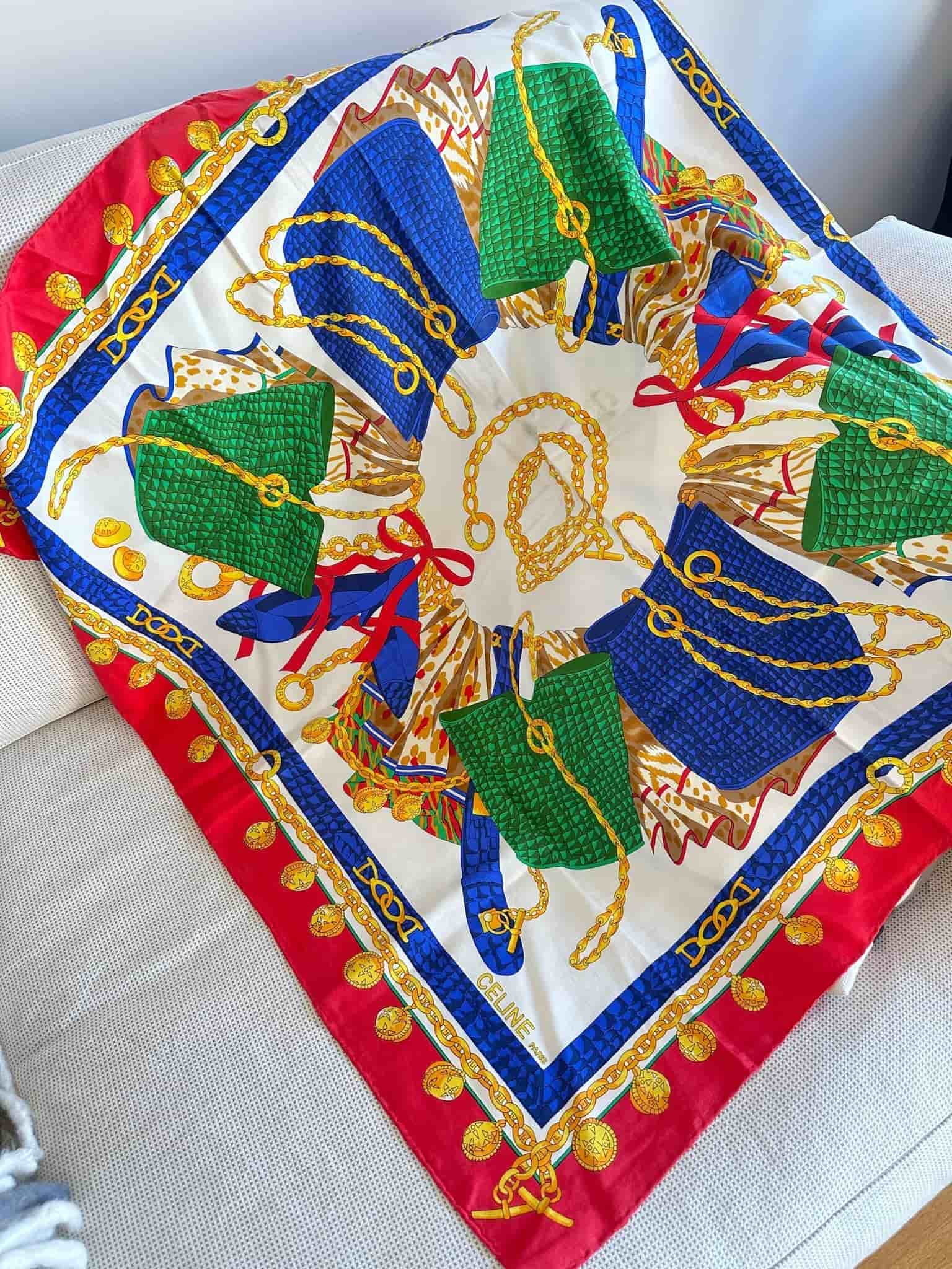 CELINE Paris Vintage Sjal – Silk 90x90 cm