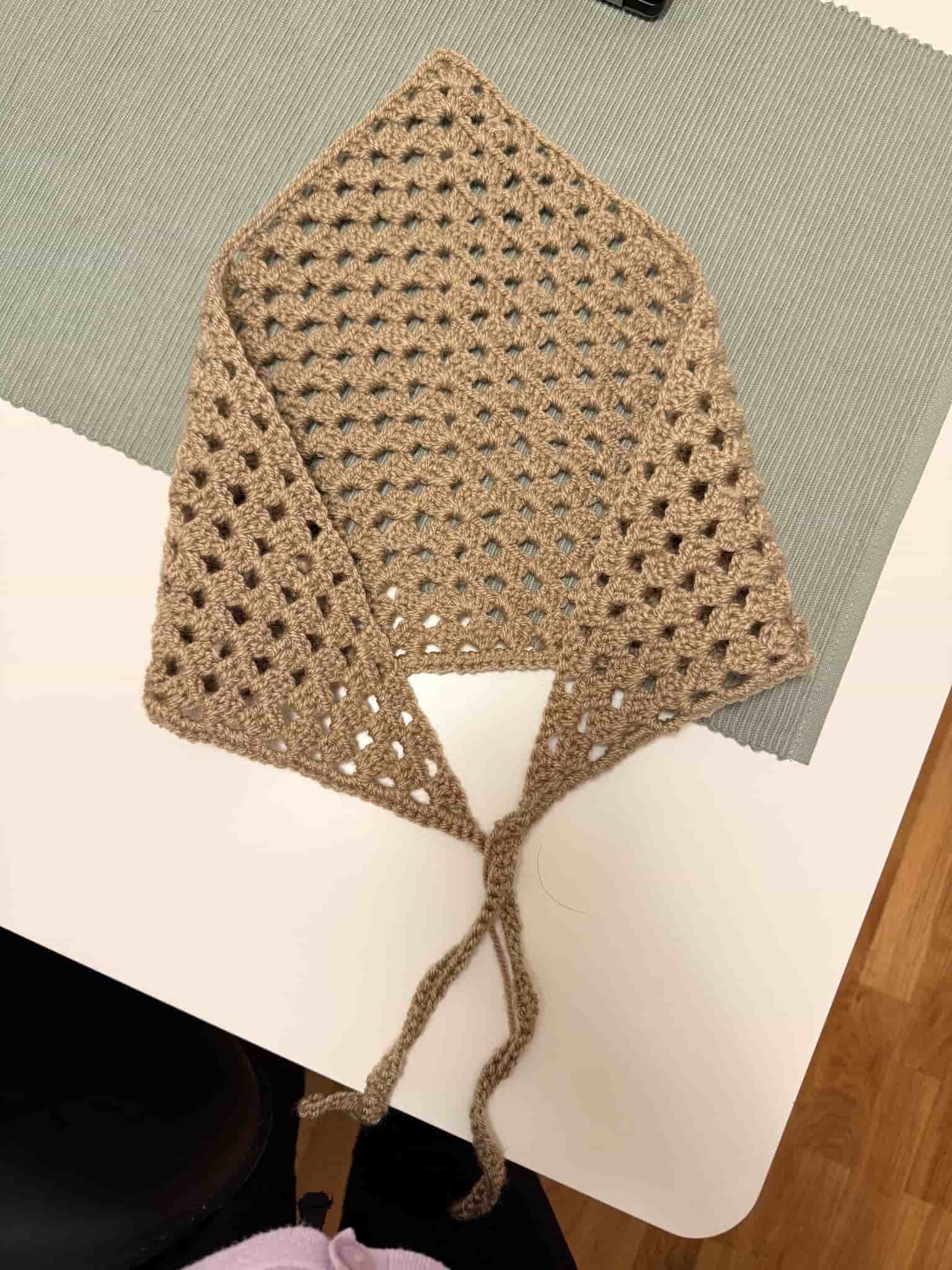 Beige hårscarf
