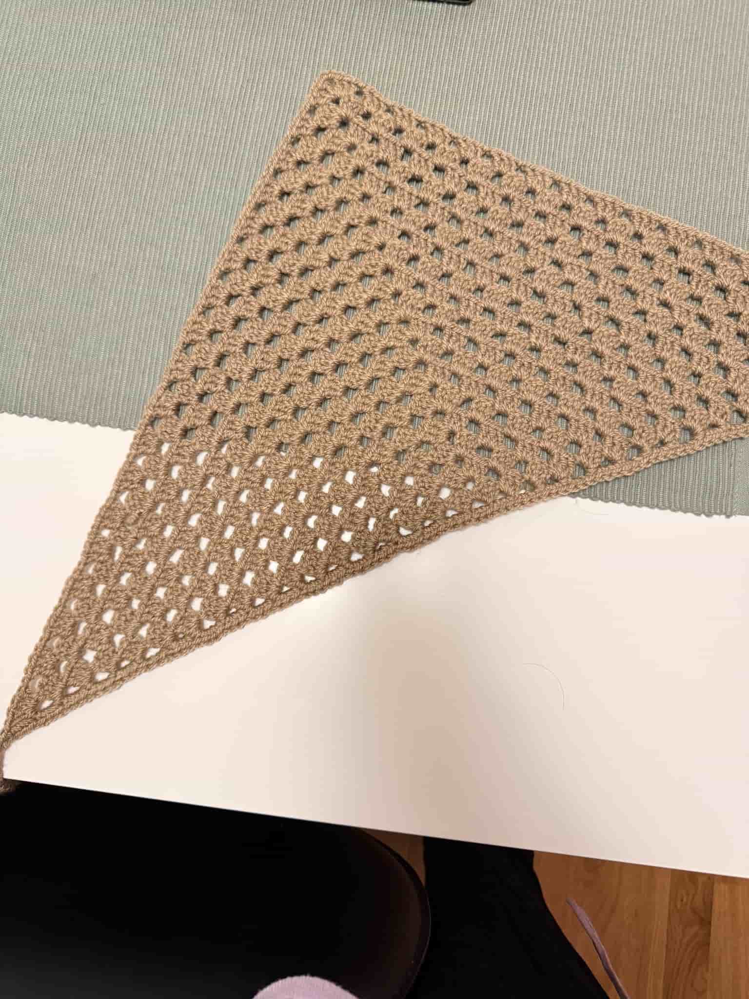 Beige hårscarf
