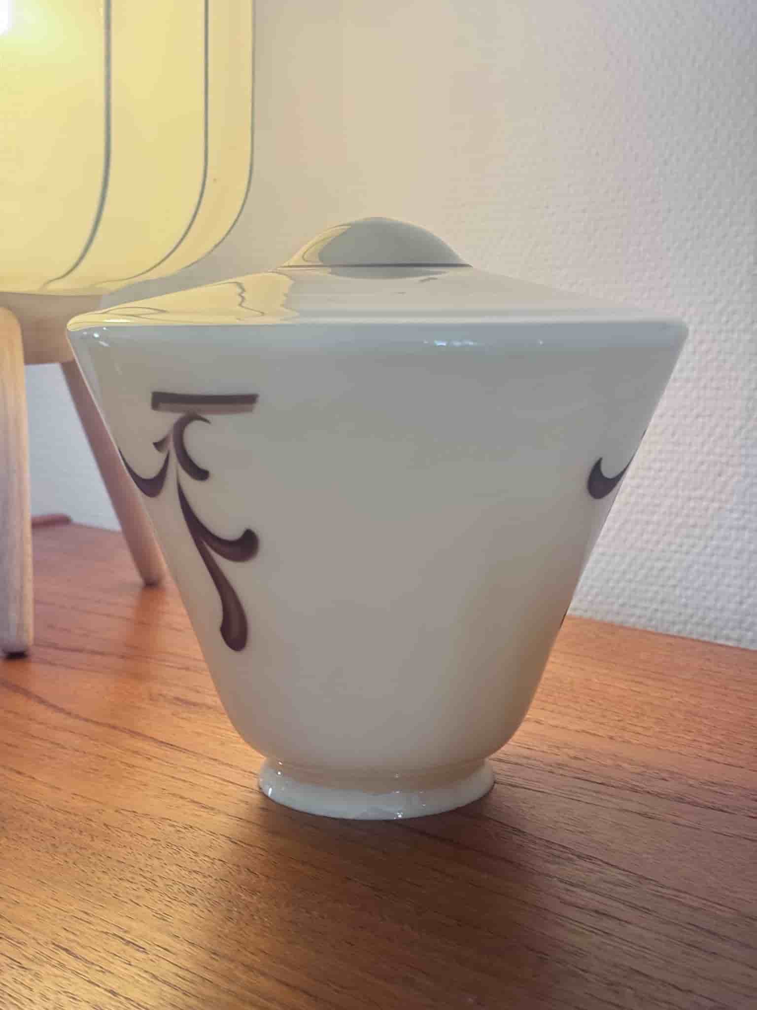 Art Deco-taklampa