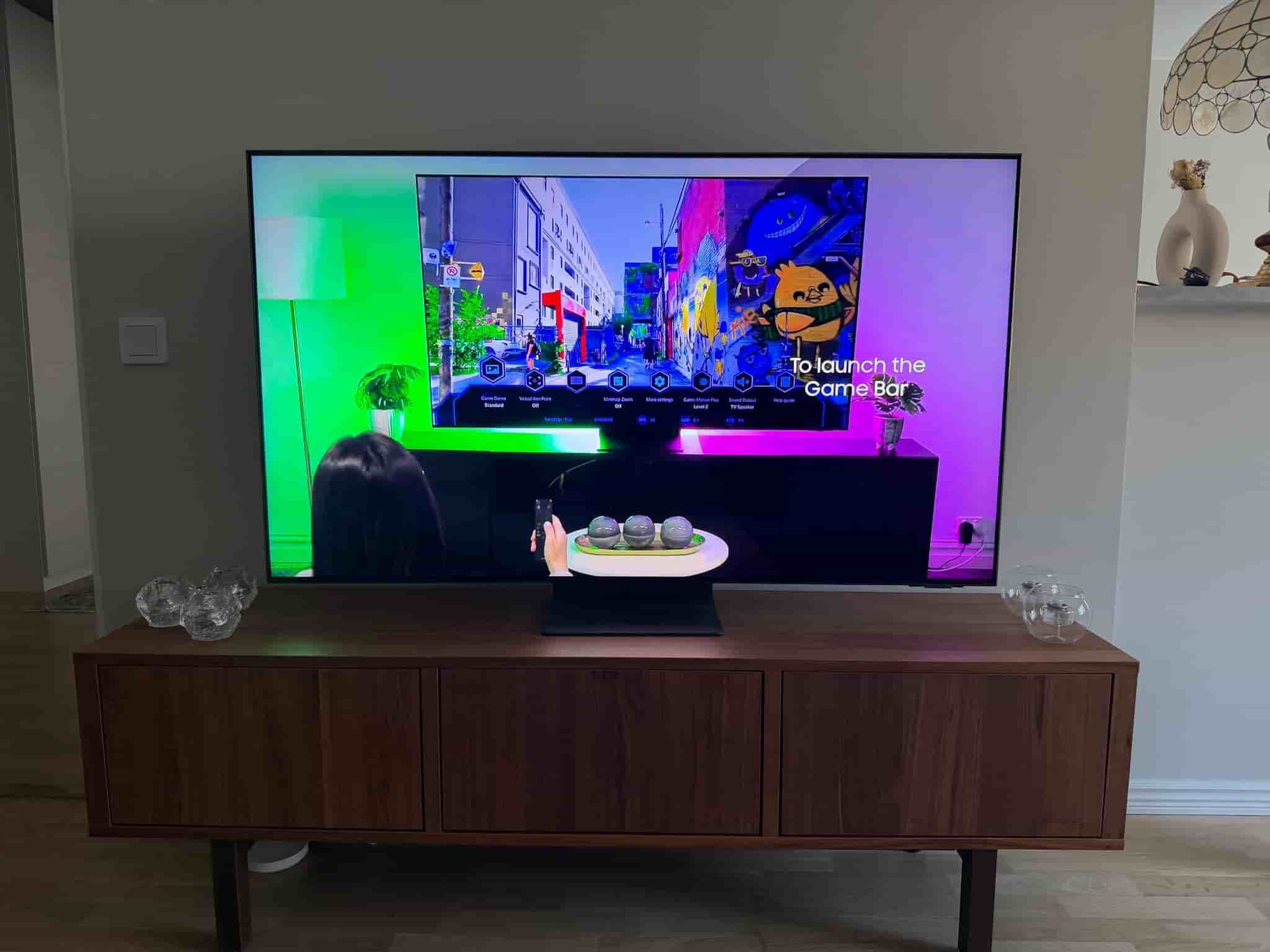 Samsung QN95A Neo QLED – Perfekt för PS5 & Gaming (120Hz + One Connect Box)