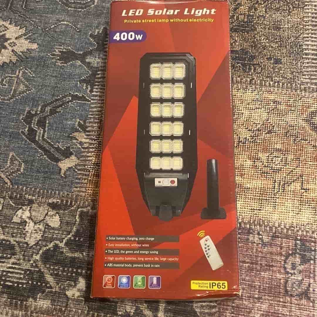Helt nya LED Solarlampa på hela 400W