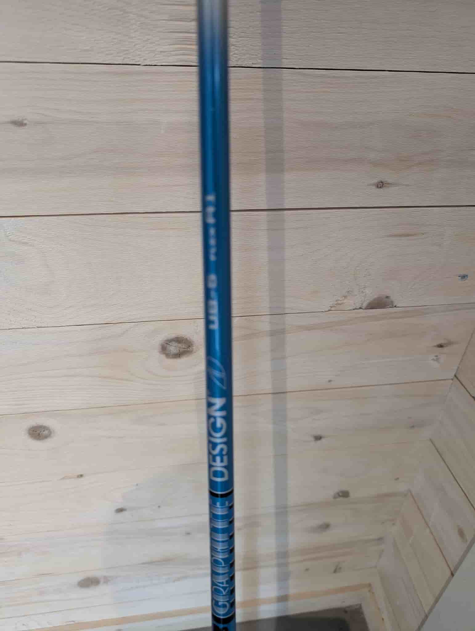 Graphite Design Tour AD UB-5 R1 skaft