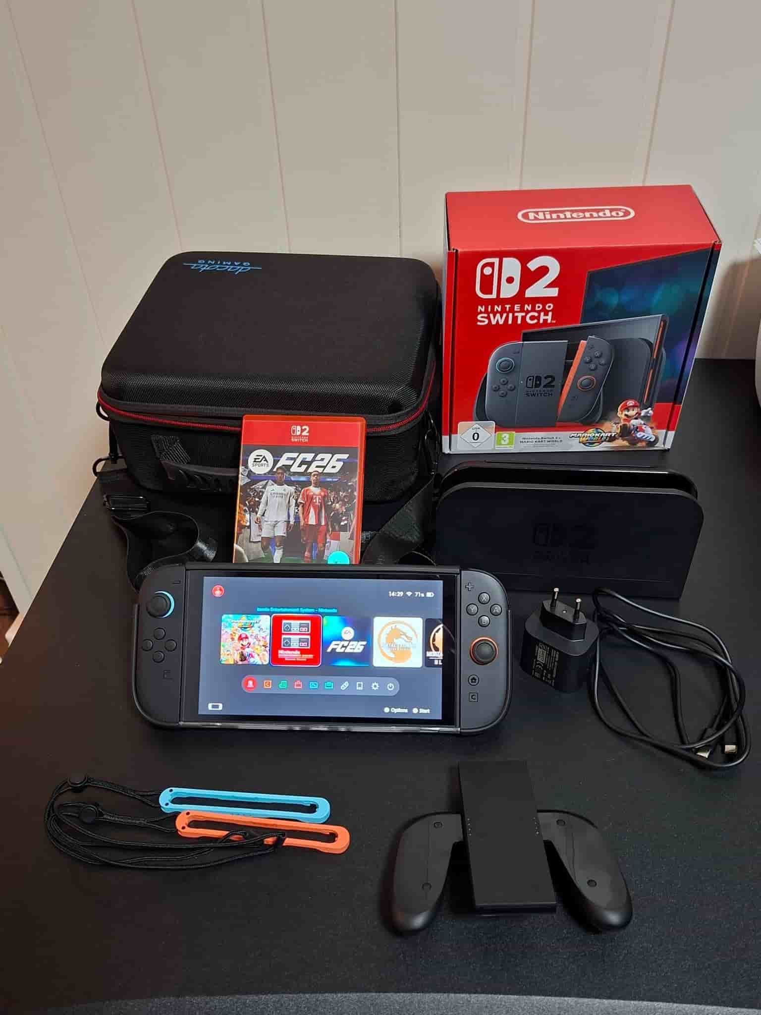 Nintendo Switch 2 med EA FC 26 och tillbehör