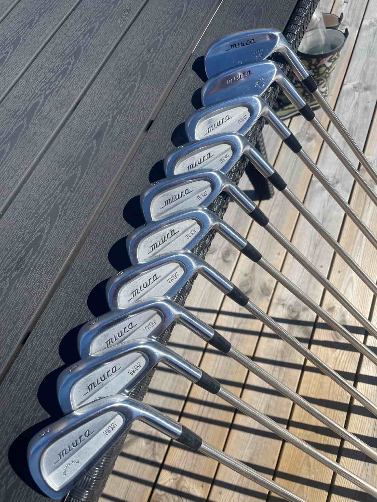 Miura CB-201 järnset 3–P + 52° & 58° – matchat set