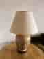 Bordslampa med blommotiv
