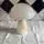 Svampformad bordslampa i glas