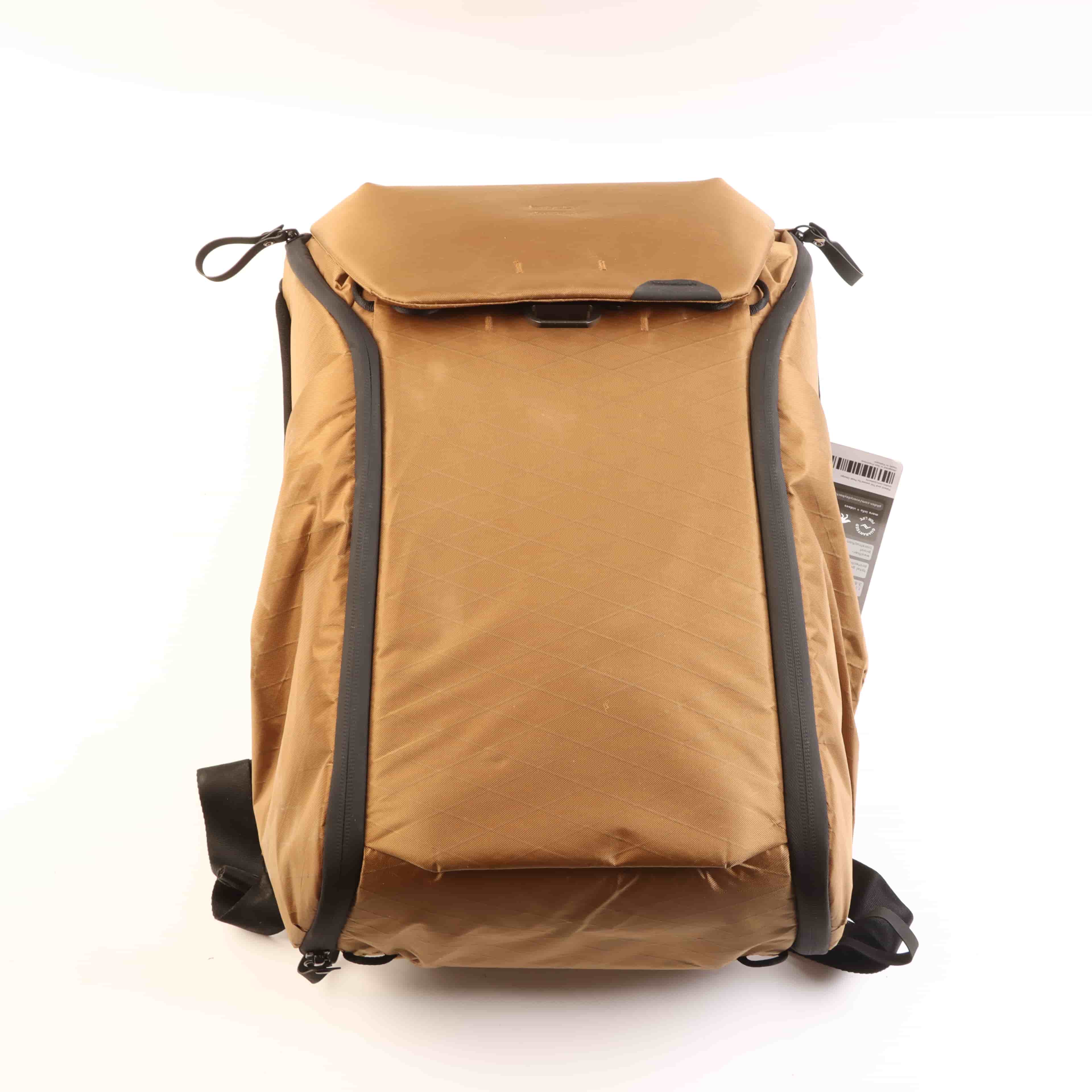 USED Peak Design Everyday Backpack 30L v2 - Coyote