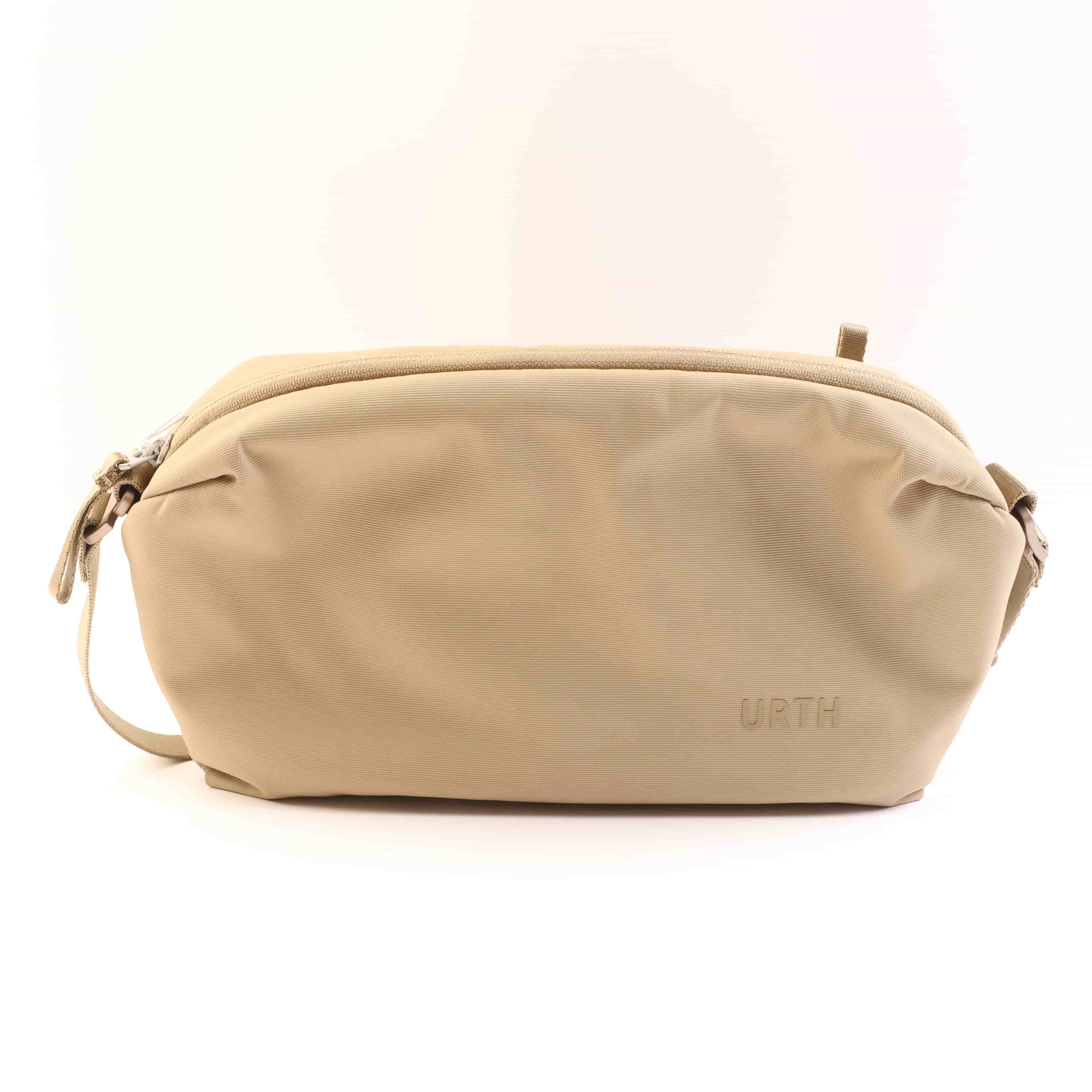 USED Urth Dolomite Crossbody Bag 5L - Beige