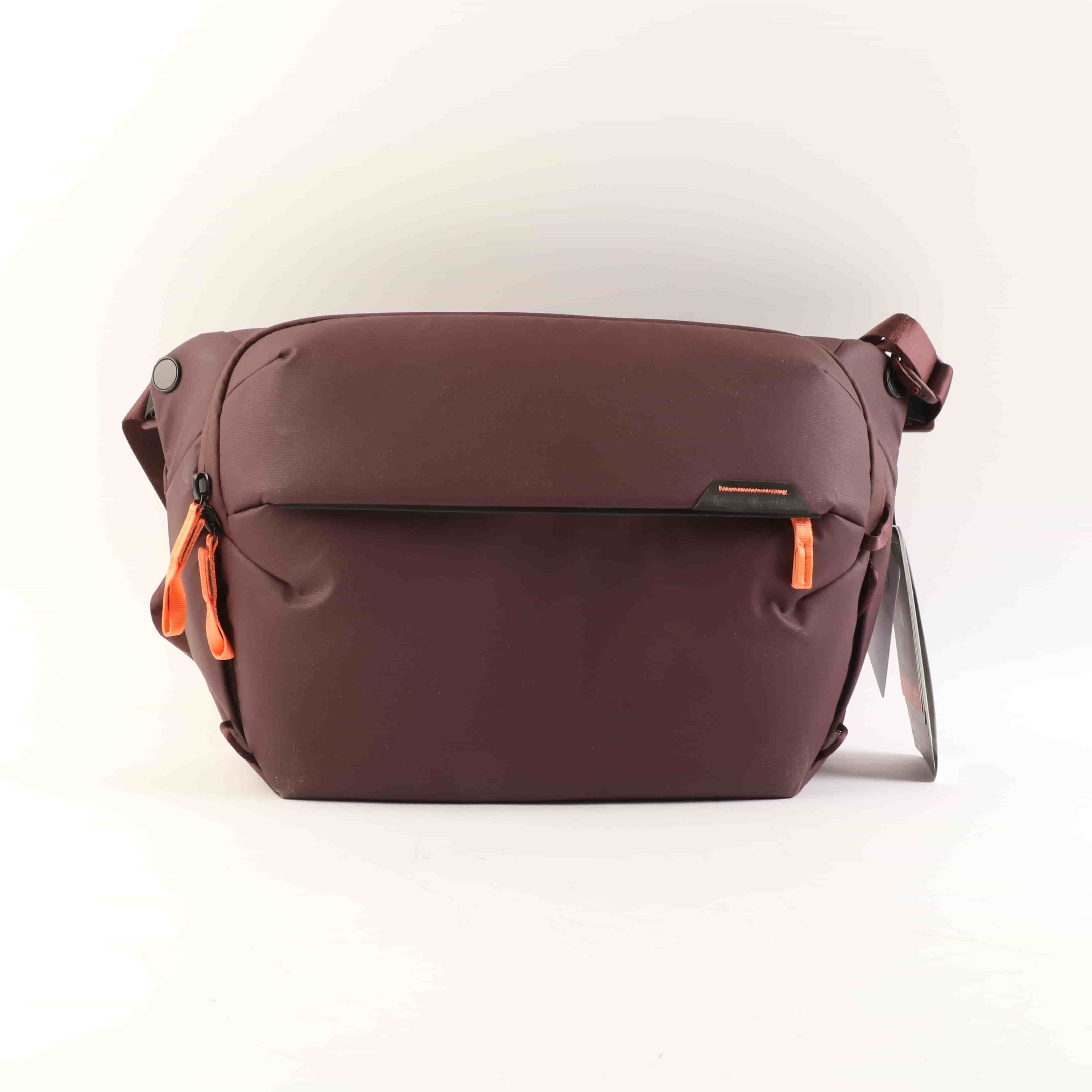 USED Peak Design Everyday Sling 10L v2- Eclipse