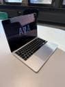 1 st Macbook Pro, 13-tum från 2022
