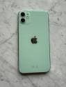 iPhone 11 i toppskick 