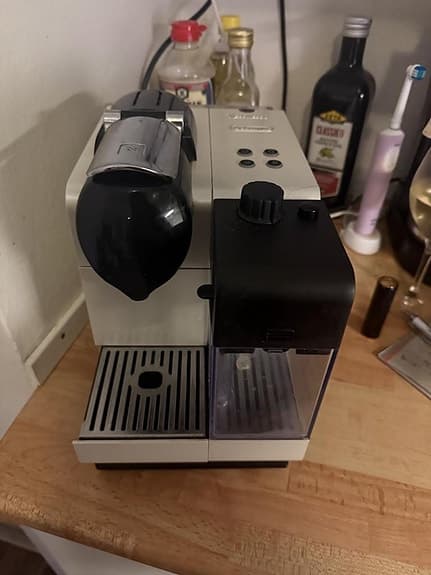 Nespresso delonghi maskin