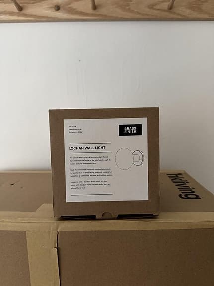 Lochan Wall Light in Brass + Sphere III - Artilleriet