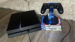 PlayStation 4 med 3 FIFA-spel & tillbehör