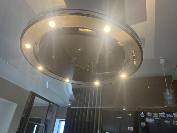 Köksflkt med motor – stilren & effektiv