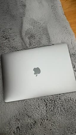 Apple Macbook 13