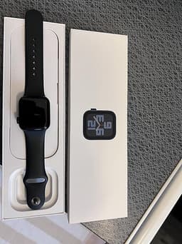 Apple watch small SE