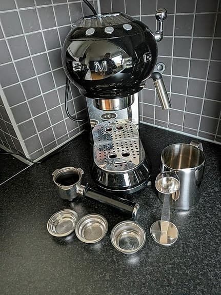 Smeg espresso maskin svart