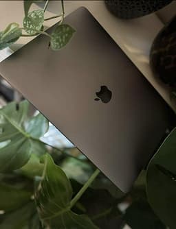 MacBook Pro 13-inch 2019