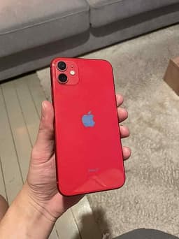 Iphone 11 röd