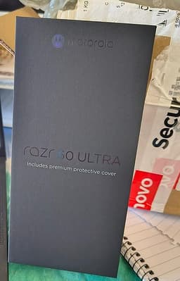 Motorola RAZR 60 Ultra - Helt ny och i ubruten förpackning