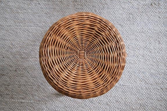 Pall i rotting, Tony Paul Wicker Stool