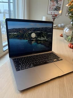 MacBook 13” spacegrey