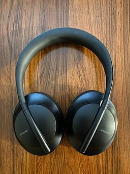 Bose Noise Cancelling Headphones 700