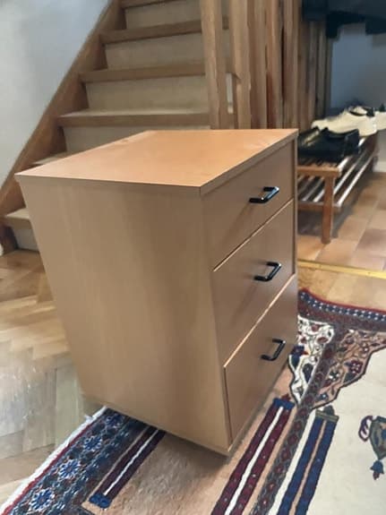 Byrå/ lådhurts