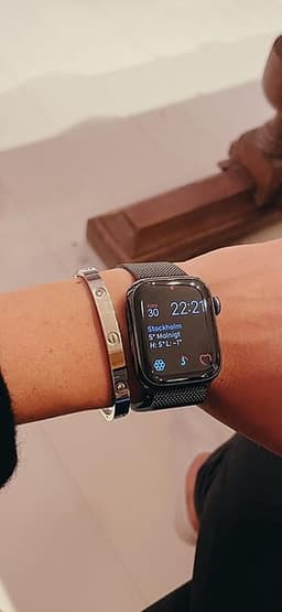 Apple Watch Series 7 Stainless Steel GPS + Cellular