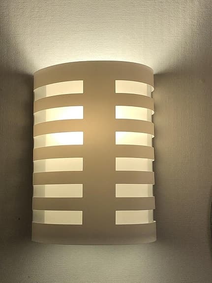 FÄRG & FORM Sweden golv- och vägglampor