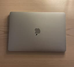 MacBook Air M1 (2020)