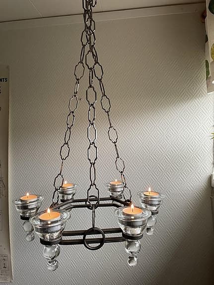 Takkrona i smidesjärn