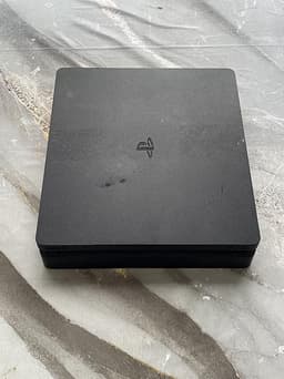 Nästan helt nytt Ps4 Slim!