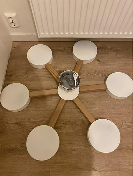 Ljuskrona med flera stammar