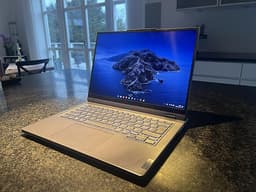 Lenovo Legion Slim 5 (14" OLED) (14APH8)