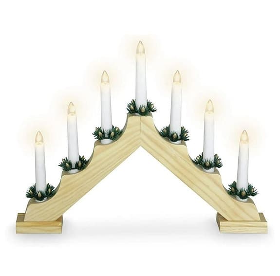 Sladdlös adventsljusstake i trä med 7 lysdioder och timer