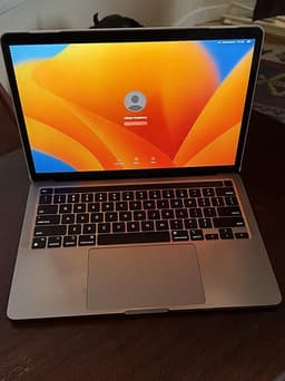 MacBook Pro 13” M1 – 16 GB RAM / 1 TB SSD