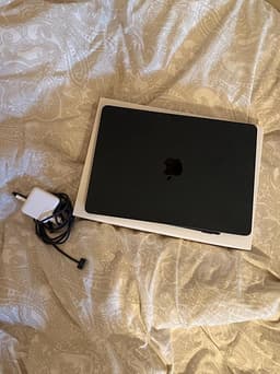 MacBook Air M2 2022
